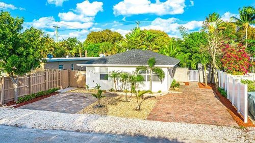 2-1306 Ne 14th Ave, Fort Lauderdale, FL, 33304-1835 | Card Image