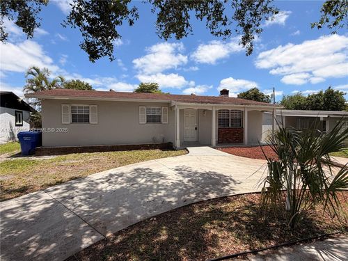 3011 N 74th Ave, Hollywood, FL, 33024-2753 | Card Image