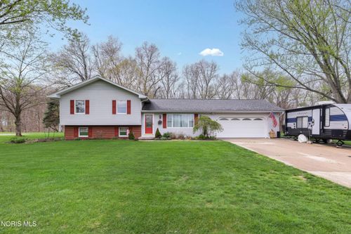 205 Hickory Dr, Napoleon, OH, 43545-9241 | Card Image