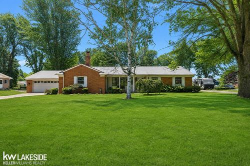 37904 Elmite St, Harrison Township, MI, 48045-3454 | Card Image