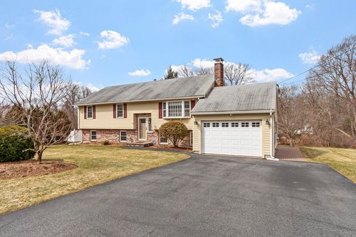 20 Hood Rd, Tewksbury, MA, 01876-1057 | Card Image