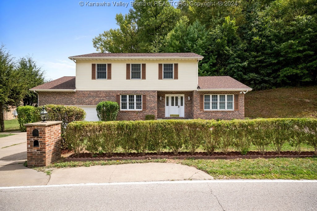 Chappell Rd, Charleston, WV 25304