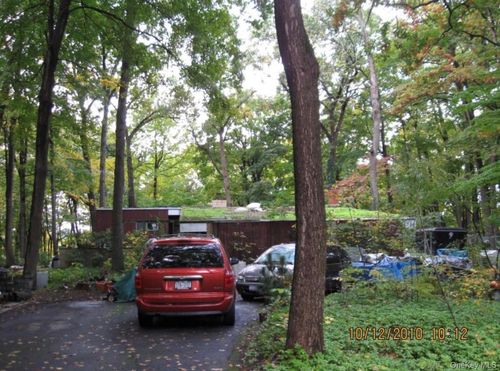 25 Hornbeck Ridge Rd, Poughkeepsie (Town), NY, 12603 | Card Image