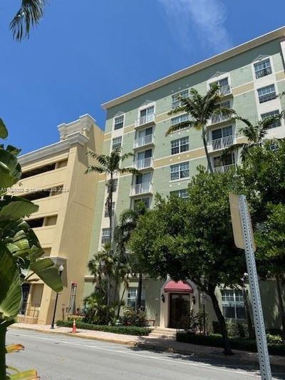 516A - 1919 Van Buren St, Condo with 1 bedrooms, 1 bathrooms and null parking in Hollywood FL | Image 1