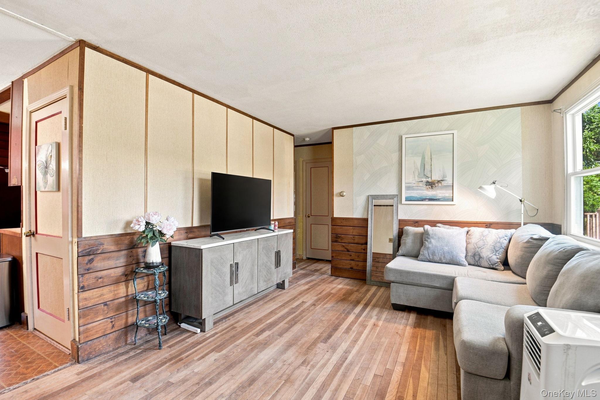 Residential in Poughkeepsie (Town) 5