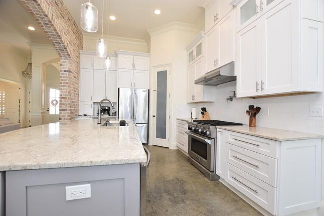 Granite counter top | Image 13
