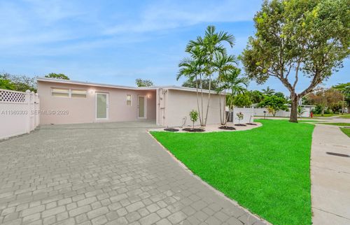 3137 Sw 15th St, Fort Lauderdale, FL, 33312-3701 | Card Image