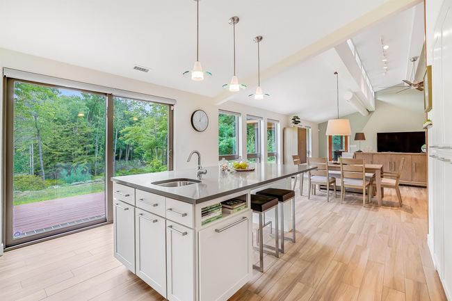 24 Hidden Pond Dr, House other with 3 bedrooms, 3 bathrooms and null parking in Amherst NH | Image 10