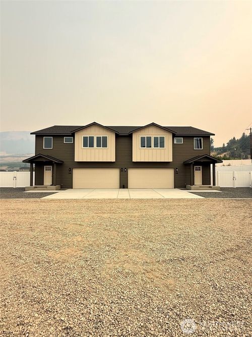 24 Bruno Drive Unit A & B, Malaga, WA, 98828 | Card Image