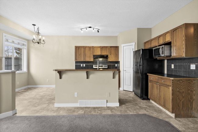 156 Rockyspring Grove Nw, Townhouse with 3 bedrooms, 3 bathrooms and 2 parking in Calgary AB | Image 17