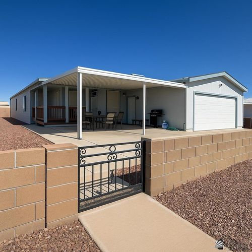 10471 S Spring Ave, Yuma, AZ, 85365-6141 | Card Image