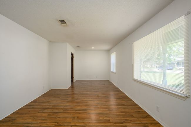 914 Boone Dr, House other with 3 bedrooms, 2 bathrooms and null parking in Sherman TX | Image 6