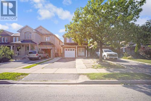 37 Loons Call Cres, Brampton, ON, L6R2G5 | Card Image