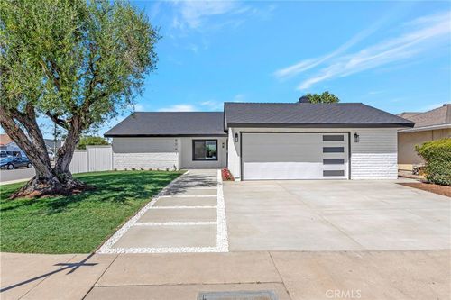 8761 Anthony Dr, Huntington Beach, CA, 92647-5044 | Card Image