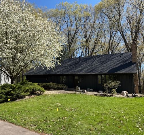 2640 Queensland Ln N, Plymouth, MN, 55447-1645 | Card Image