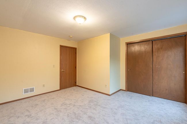 Master Bed Room 2.jpg | Image 16