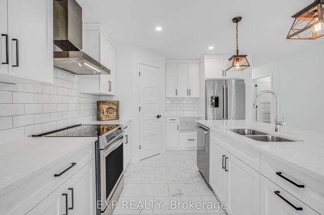 341 Hazel Cres, House attached with 3 bedrooms, 3 bathrooms and 2 parking in Limoges ON | Image 7