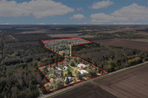 1000 Irish Lane, Mt Vernon, IA, 52314 | Card Image