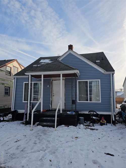 8040 Plainview Ave, Detroit, MI, 48228-2932 | Card Image