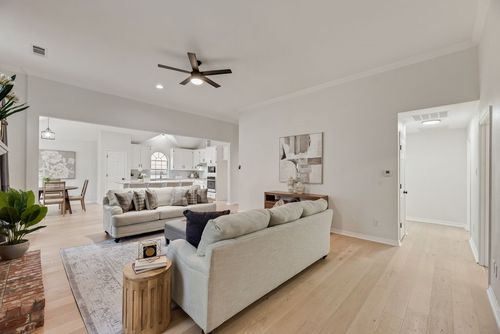 1412 Melody Ln, Carrollton, TX, 75006-2973 | Card Image