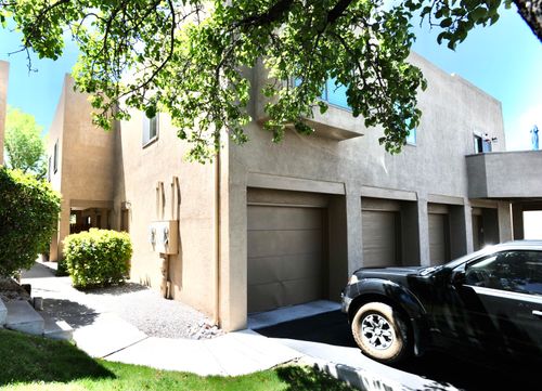 31b-2900 Vista Del Rey Ne, Albuquerque, NM, 87112 | Card Image