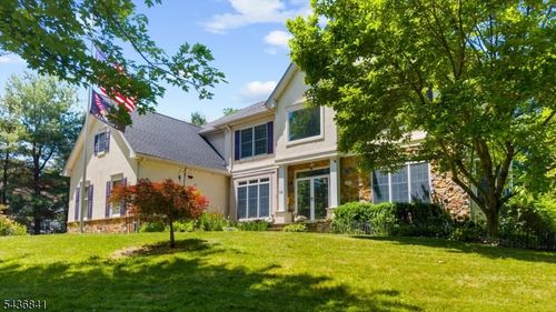 14 Hawk Dr, Ringoes, NJ, 08551-1119 | Card Image