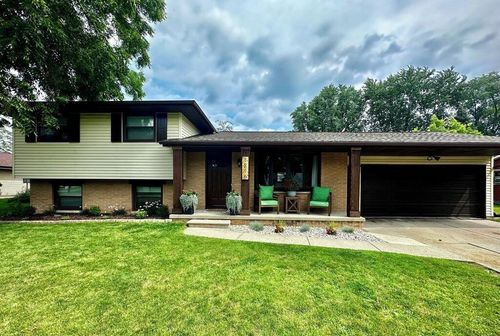 1216 Valley View Road, ASHWAUBENON, WI, 54304 | Card Image