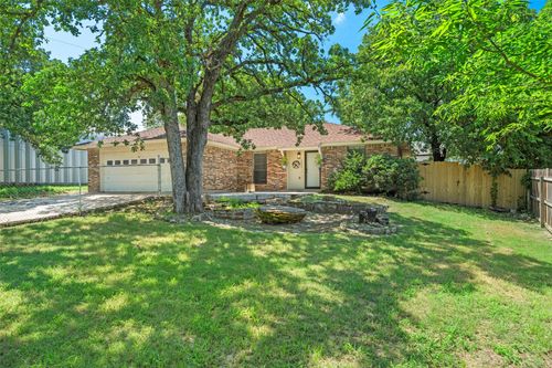 1517 Willow Wood Dr, Azle, TX, 76020-2128 | Card Image