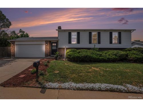 18390 E Iowa Dr, Aurora, CO, 80017-5302 | Card Image