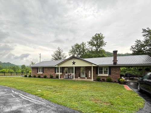 11062 Clinch River Hwy, Fort Blackmore, VA, 24250-2548 | Card Image