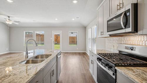 413 Midnight Oak Dr, Mckinney, TX, 75069-2289 | Card Image