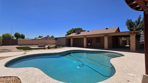 8002 W Maryland Ave, Glendale, AZ, 85303-3317 | Card Image