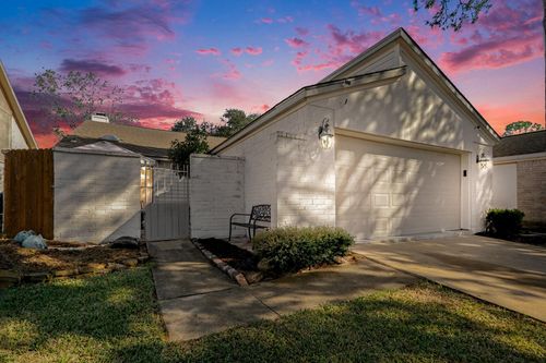 3407 S Briar Knoll Dr, Houston, TX, 77082-3608 | Card Image