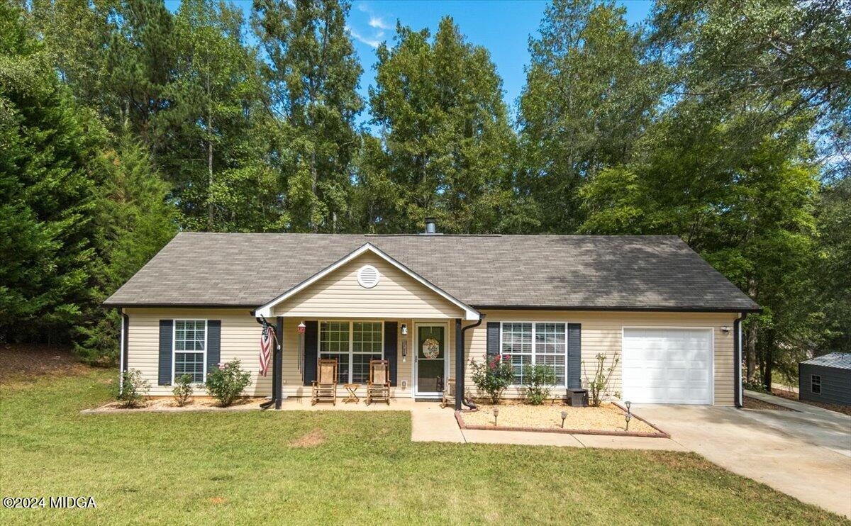 Tomkins Creek Trl, Forsyth, GA 31029