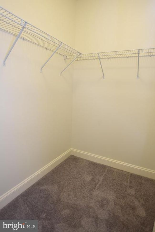 APT-206 - 10275 Fountain Cir, Condo with 2 bedrooms, 2 bathrooms and null parking in MANASSAS VA | Image 17