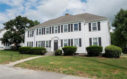 9c-184 N Fenner Ave, Middletown, RI, 02842-5492 | Card Image