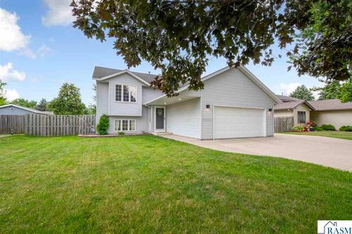 435 Lilac Lane, Madison Lake, MN, 56063 | Card Image