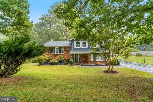 3989 Robin Hood Way, SYKESVILLE, MD, 21784-9532 | Card Image