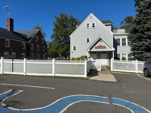 111 Gillett St, Hartford, CT, 06105-2630 | Card Image