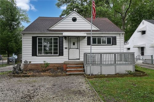 26856 Bagley Rd, Olmsted Falls, OH, 44138-1802 | Card Image