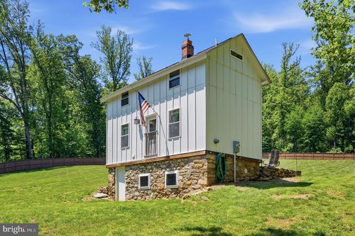 13473 Mountain Rd, LOVETTSVILLE, VA, 20180-2816 | Card Image