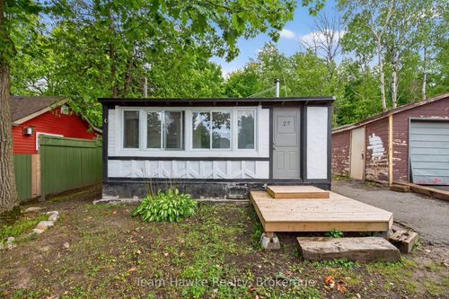 27 Earldom Blvd, Port Mcnicoll, ON, L0K1R0 | Card Image