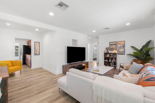 1630 Nw 4th Ave, Fort Lauderdale, FL, 33311-5506 | Card Image