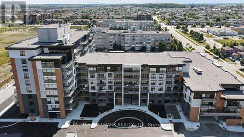 106-70 Dean Avenue, Barrie (Painswick South), ON, L4N0C2 | Card Image