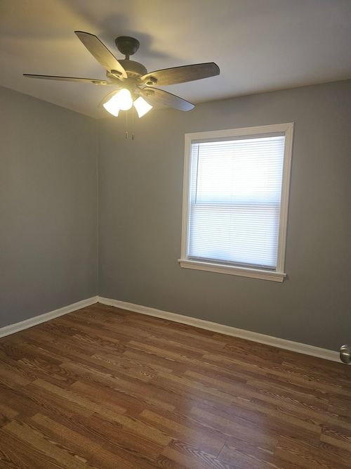 2-7630 S Jeffery Blvd, Chicago, IL, 60649-4016 | Card Image