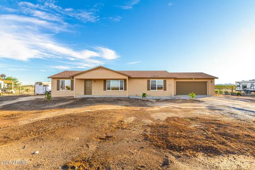 19133 W Nolan Drive, Buckeye, AZ, 85326 | Card Image