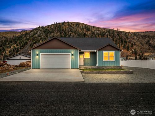 3878 Stayman Flats Rd, Chelan, WA, 98816-8640 | Card Image