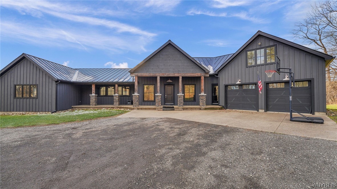 Humphrey Rd, Great Valley, NY 14741