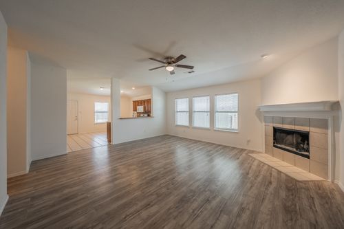 536 Goldstone Ln, Fort Worth, TX, 76131-3972 | Card Image