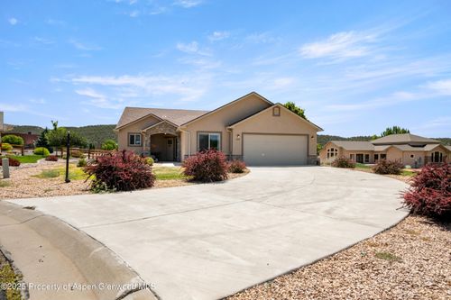 325 Se Cobblestone Ct, Cedaredge, CO, 81413-3817 | Card Image